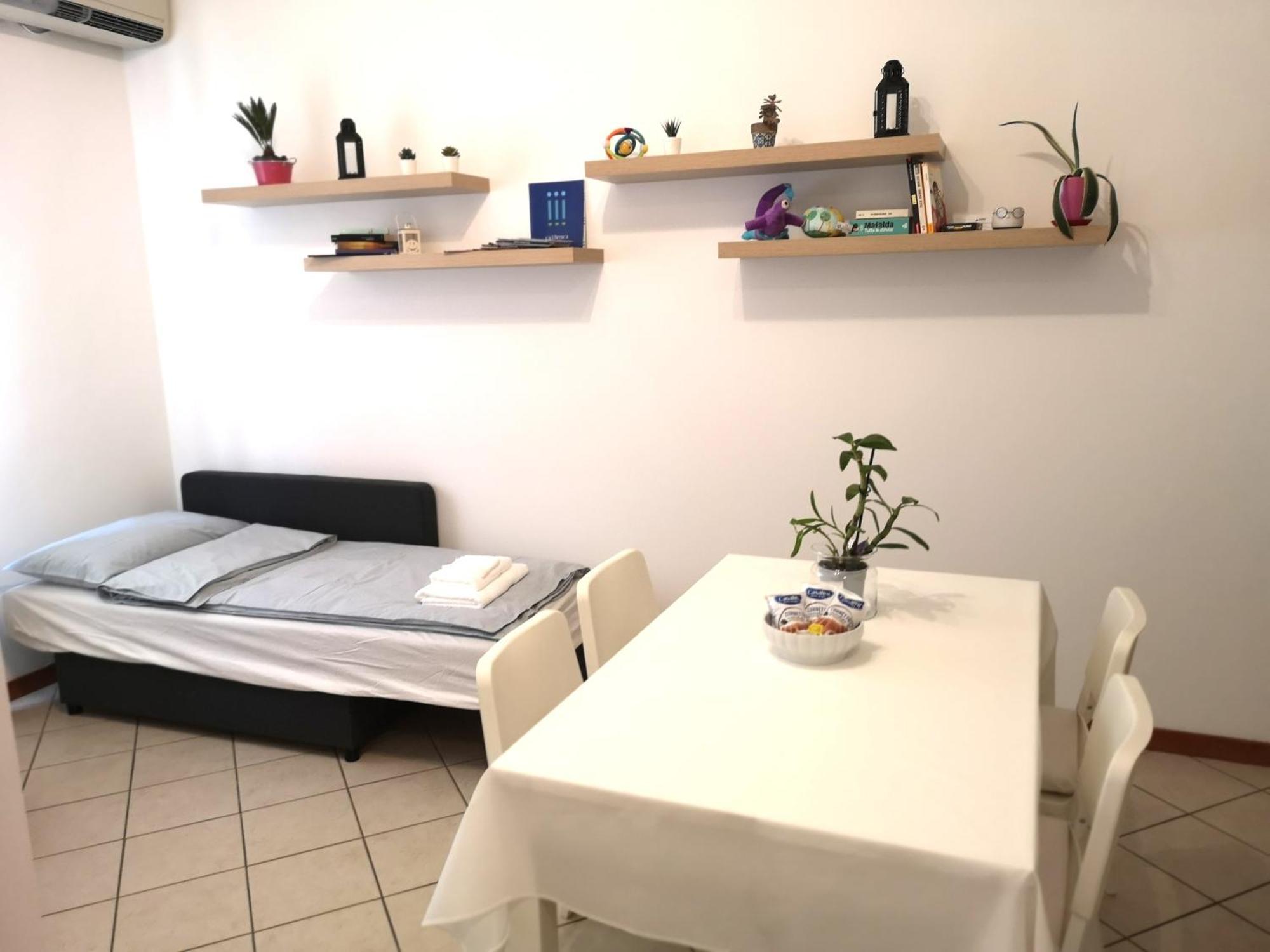 Holiday Apartment - Brescia Centro - Parcheggio Privato Buitenkant foto